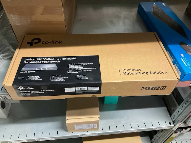 Tp link tl-sl 1226p switch - afbeelding 1 van  2