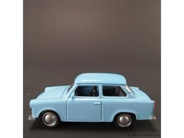 Trabant 601 blauw - afbeelding 2 van  5