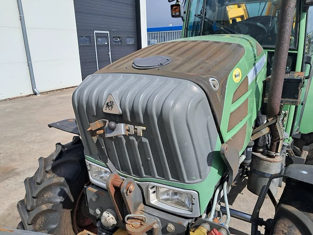 Tractor fendt, 210 p vario met maaiarm herder bk, bouwjaar 2011 - afbeelding 2 van  45