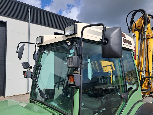 Tractor fendt, 210 p vario met maaiarm herder bk, bouwjaar 2011 - afbeelding 7 van  45