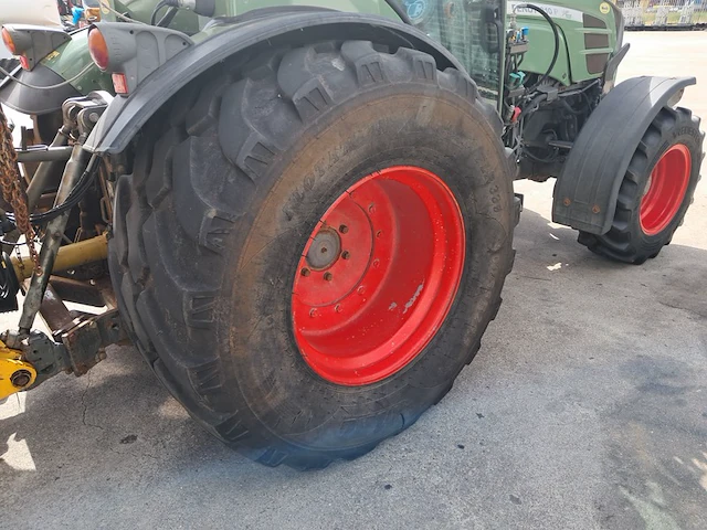 Tractor fendt, 210 p vario met maaiarm herder bk, bouwjaar 2011 - afbeelding 22 van  45