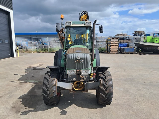 Tractor fendt, 210 p vario met maaiarm herder bk, bouwjaar 2011 - afbeelding 44 van  45