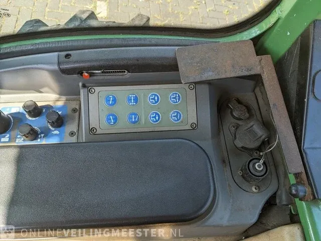 Tractor fendt, 211f vario tms, bouwjaar 2012 - afbeelding 31 van  42