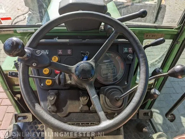 Tractor fendt, 260v, bouwjaar 2000 - afbeelding 13 van  50