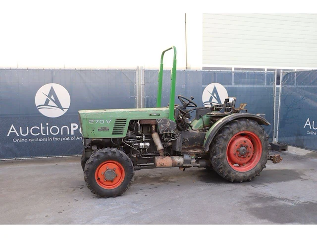 Tractor fendt 270 v smalspoor diesel - afbeelding 1 van  1