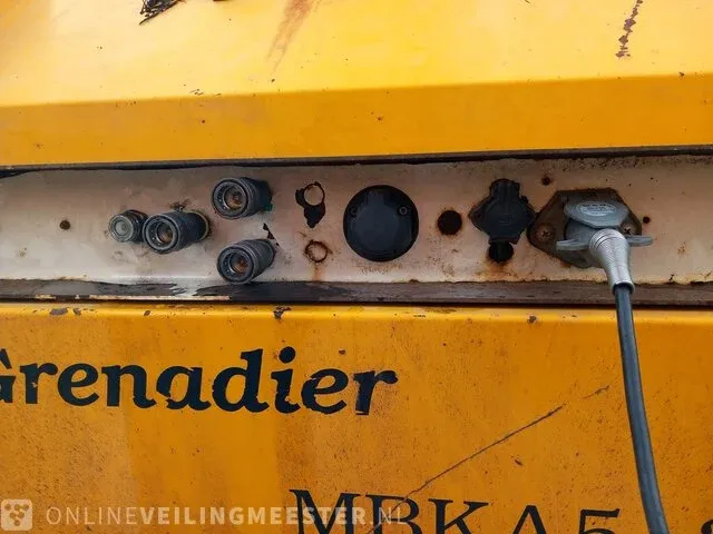 Tractor fendt, 716 vario tms 4wd met klepelmaaier herder en kipper veenhuis, bouwjaar 2010 - afbeelding 28 van  67
