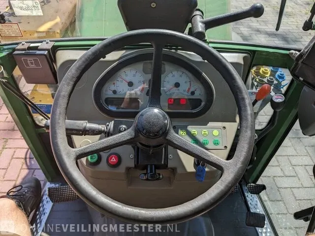 Tractor fendt, farmer 208f, bouwjaar 2004 - afbeelding 15 van  57