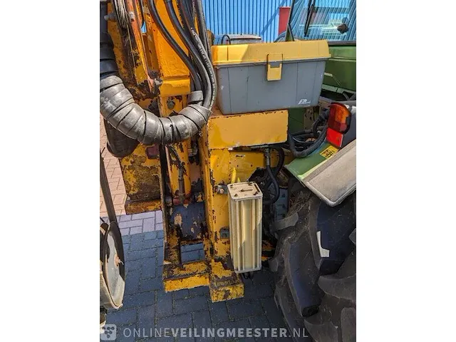 Tractor fendt, farmer 208f, bouwjaar 2004 - afbeelding 36 van  57