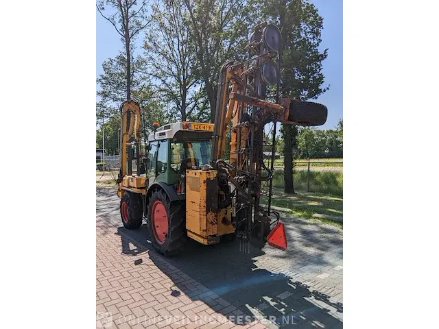 Tractor fendt, farmer 208f, bouwjaar 2004 - afbeelding 34 van  57