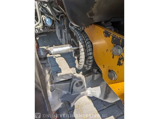 Tractor fendt, farmer 208f, bouwjaar 2004 - afbeelding 49 van  57