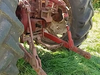 Tractor international, 383 met maaibalk - afbeelding 3 van  25