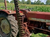 Tractor international, 383 met maaibalk - afbeelding 7 van  25