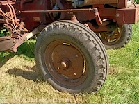 Tractor international, 383 met maaibalk - afbeelding 14 van  25