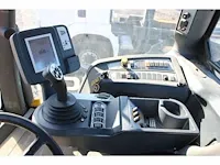Tractor jcb fasttrac8250 - bj2010 - afbeelding 17 van  39