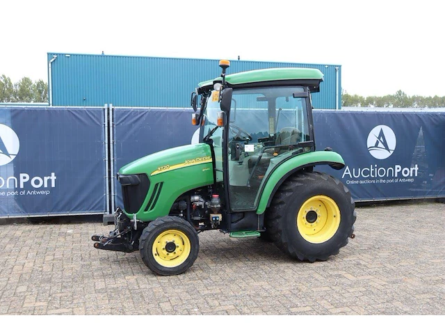Tractor john deere 3720 diesel 44pk 2013 - afbeelding 1 van  1