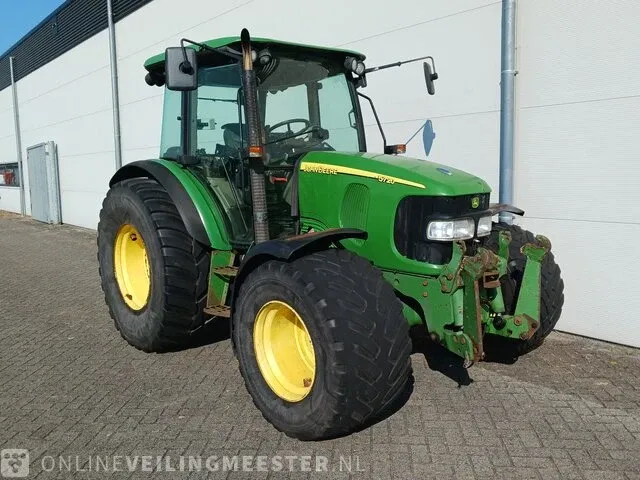 Tractor john deere, 5720, bouwjaar 2005 - afbeelding 32 van  42