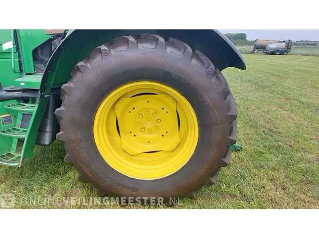 Tractor john deere, 6105m, bouwjaar 2014 - afbeelding 29 van  51