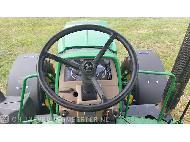 Tractor john deere, 6105m, bouwjaar 2014 - afbeelding 42 van  51