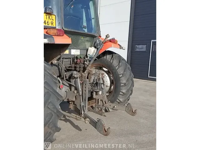 Tractor kubota, m8560, oranje, bouwjaar 2016 - afbeelding 8 van  44
