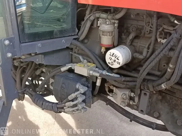 Tractor kubota, m8560, oranje, bouwjaar 2016 - afbeelding 13 van  44