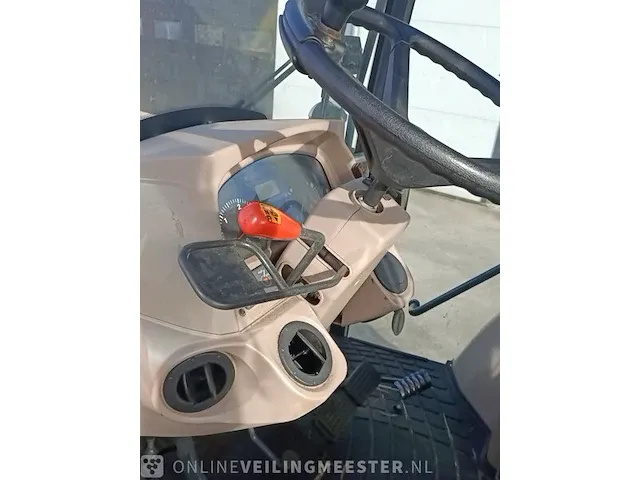 Tractor kubota, m8560, oranje, bouwjaar 2016 - afbeelding 17 van  44