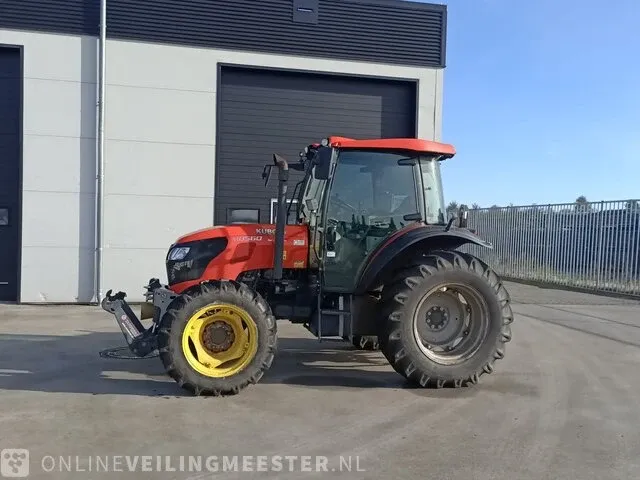 Tractor kubota, m8560, oranje, bouwjaar 2016 - afbeelding 12 van  44