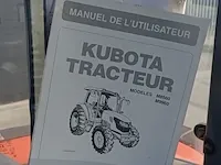 Tractor kubota, m8560, oranje, bouwjaar 2016 - afbeelding 25 van  44