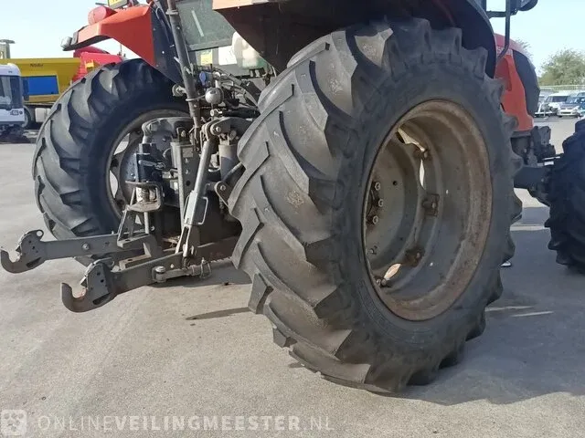 Tractor kubota, m8560, oranje, bouwjaar 2016 - afbeelding 33 van  44