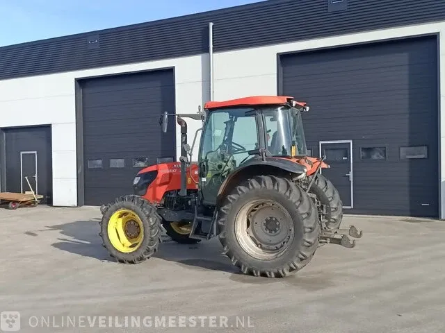 Tractor kubota, m8560, oranje, bouwjaar 2016 - afbeelding 34 van  44