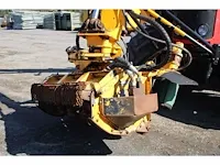 Tractor met maaiarm massey ferguson 6480 - afbeelding 3 van  49