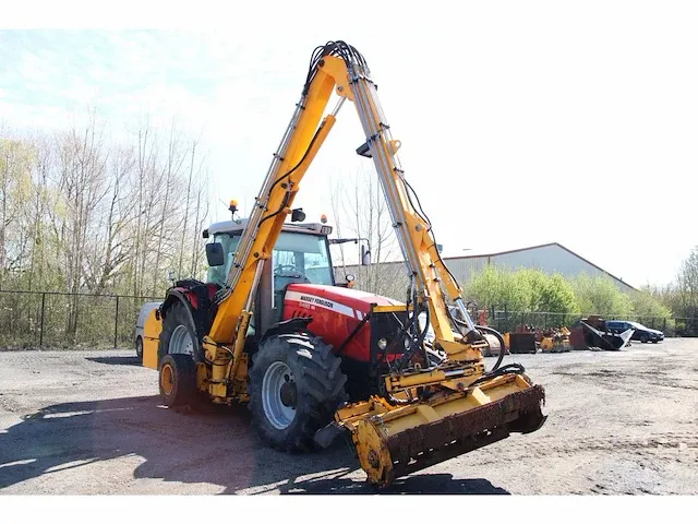 Tractor met maaiarm massey ferguson 6480 - afbeelding 49 van  49