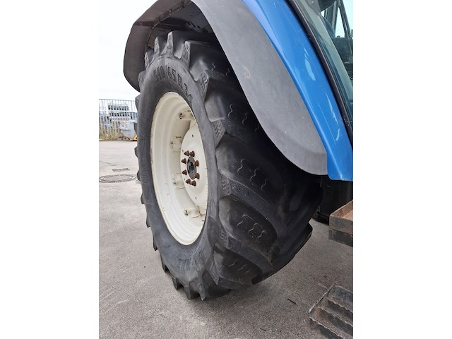 Tractor, new holland, t5050, 2012 - afbeelding 30 van  51