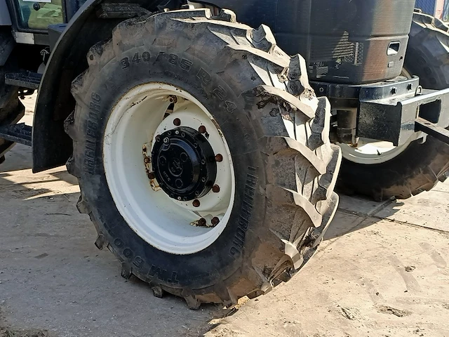 Tractor new holland, td5040, bouwjaar 2010 - afbeelding 24 van  40