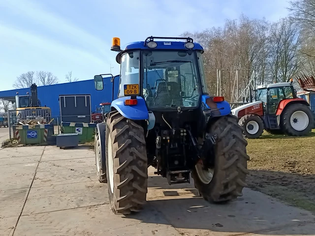 Tractor new holland, td5040, bouwjaar 2010 - afbeelding 37 van  40
