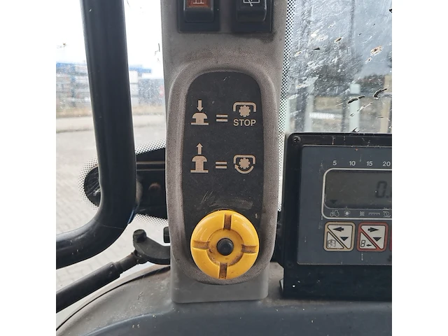 Tractor, new holland, tl70, 2003, met voorlader, mailleux mx 60 - afbeelding 40 van  62