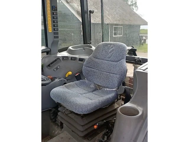 Tractor, new holland, tn60d met voorlader 520tl en vork, 2005 - afbeelding 8 van  52