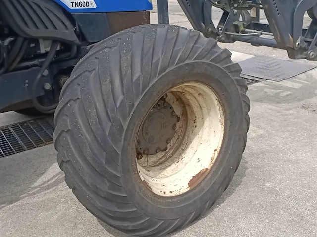 Tractor, new holland, tn60d met voorlader 520tl en vork, 2005 - afbeelding 32 van  52