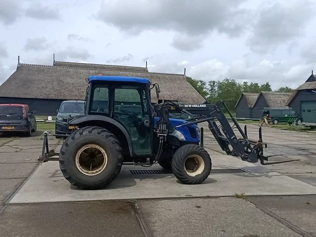 Tractor, new holland, tn60d met voorlader 520tl en vork, 2005 - afbeelding 52 van  52