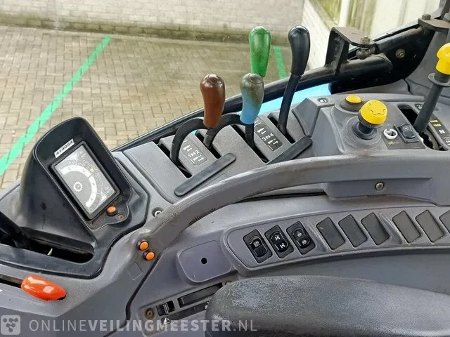 Tractor new holland, ts100a, bouwjaar 2014 | 10099h. | t-19-ddx - afbeelding 22 van  35