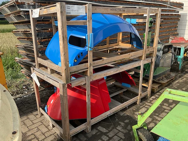 Tractor onderdelen rear fender 2x - afbeelding 1 van  7