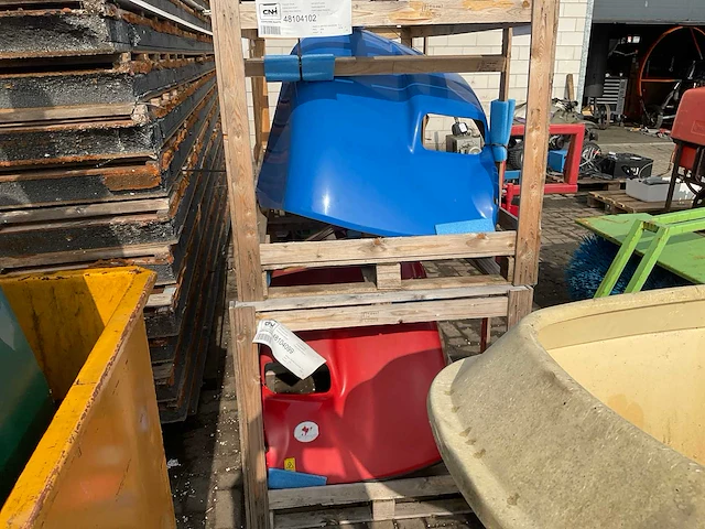 Tractor onderdelen rear fender 2x - afbeelding 2 van  7