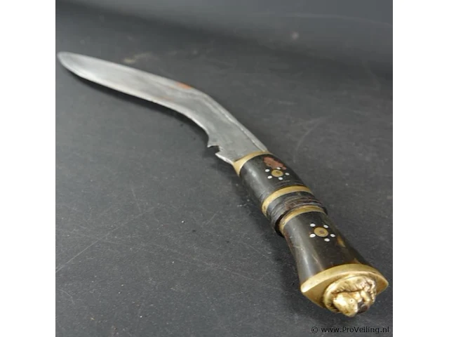 Traditionele nepalese khukuri of kukkri - afbeelding 4 van  5