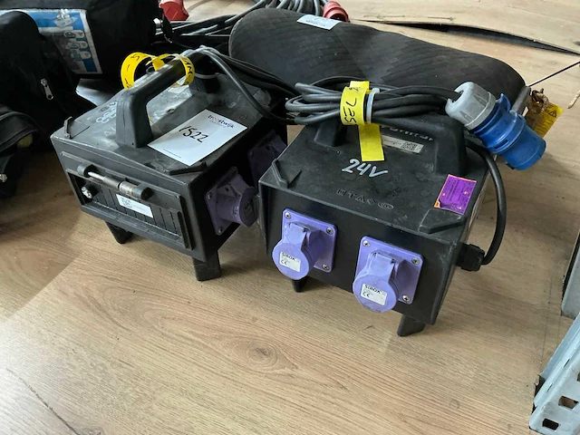 Trafo 230/24volt (2x) - afbeelding 1 van  3