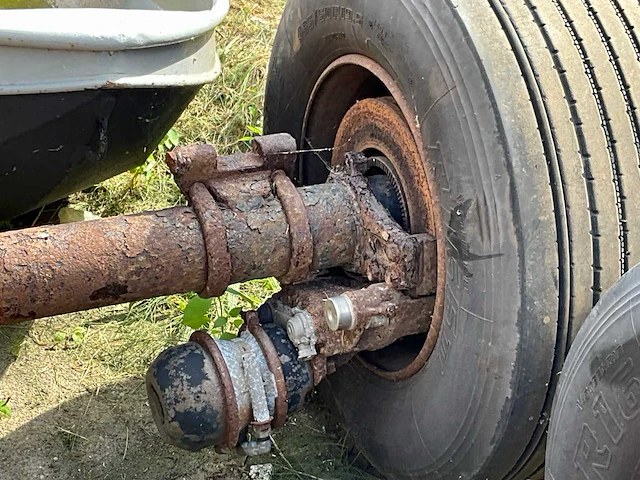 Trailer ass met banden (3x) - afbeelding 9 van  10