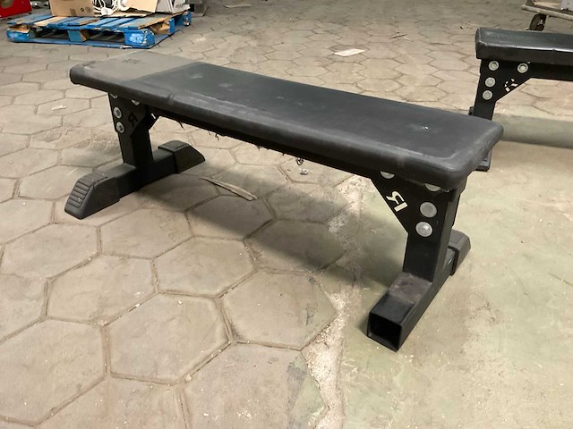 Trainingsbank - afbeelding 1 van  4