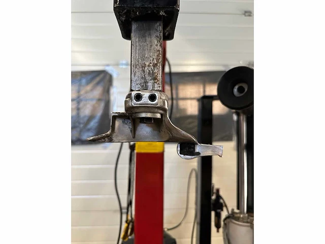 Trainsway - 505af - tyre changing device - 2011 - afbeelding 9 van  9