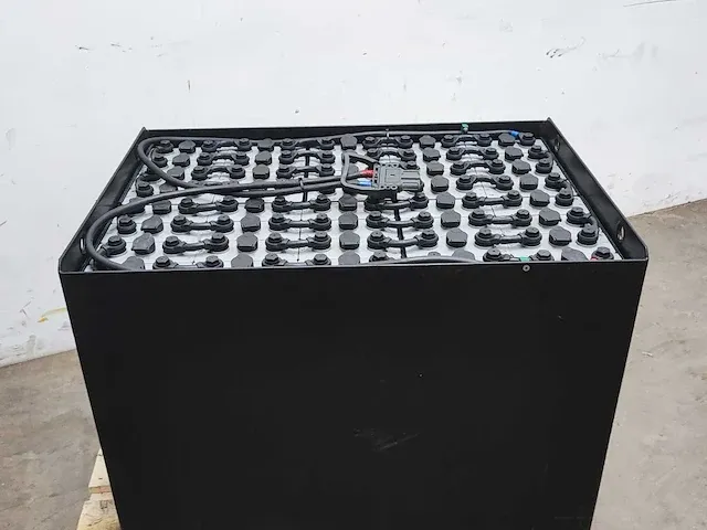 Traktiebatterij / accu 80 volt - afbeelding 5 van  5