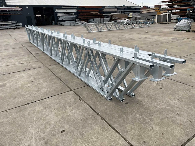 Tralie spant (10mtr) (5x) - afbeelding 19 van  24