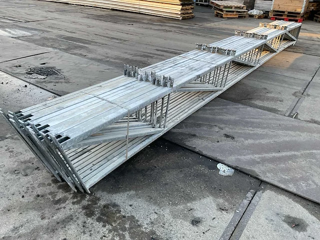 Tralie spant (12,80 mtr) (5x) - afbeelding 6 van  13