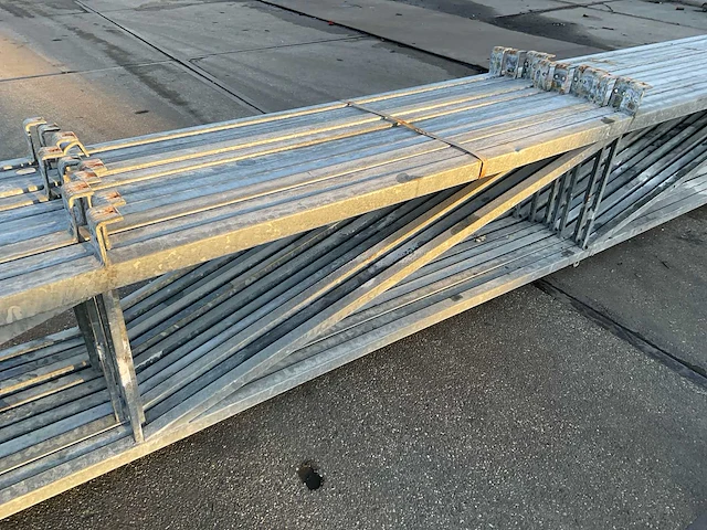 Tralie spant (12,80 mtr) (5x) - afbeelding 11 van  13